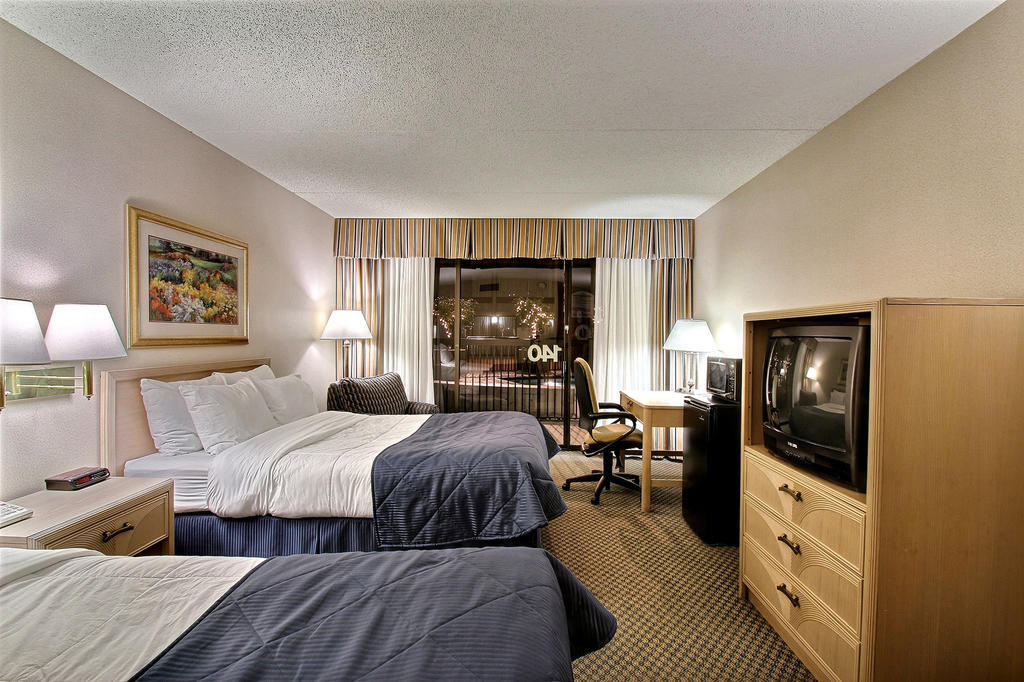 Hotel Muscatine エクステリア 写真